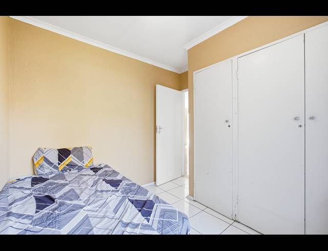 2 BEDROOM CLUSTER FOR SALE IN MAGALIESSIG